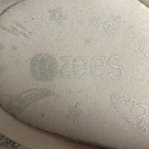 Bzees Womens Velvet Loafer Slip on Shoes - Picture 8 of 9